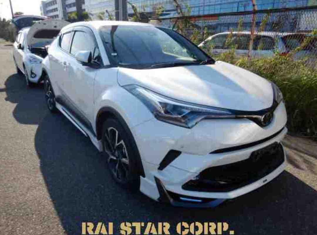 TOYOTA C-HR - 2018