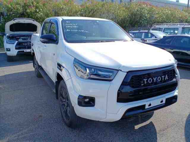 TOYOTA HILUX - 2023