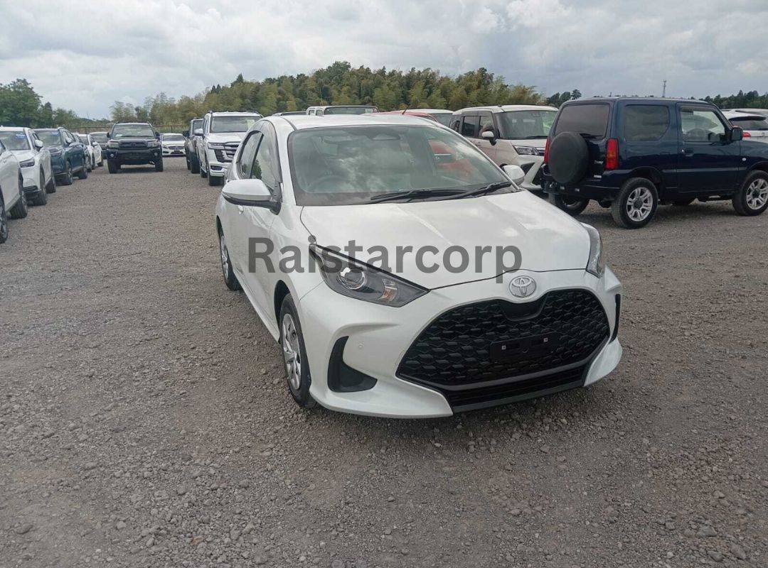 TOYOTA YARIS 2025
