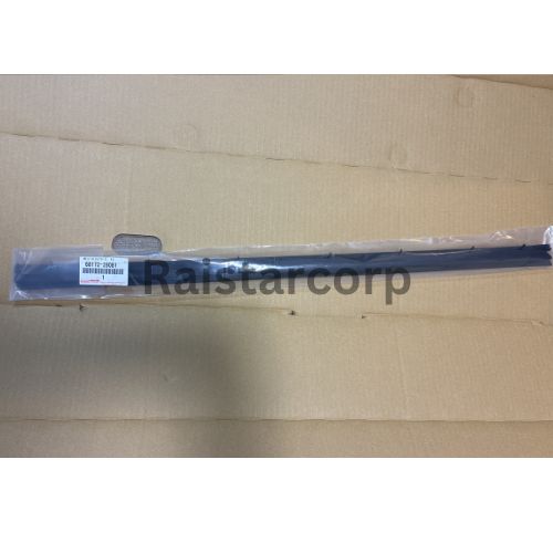 GENUINE TOYOTA WEATHERSTRIP-FRONT DOOR GLASS 68172-28081