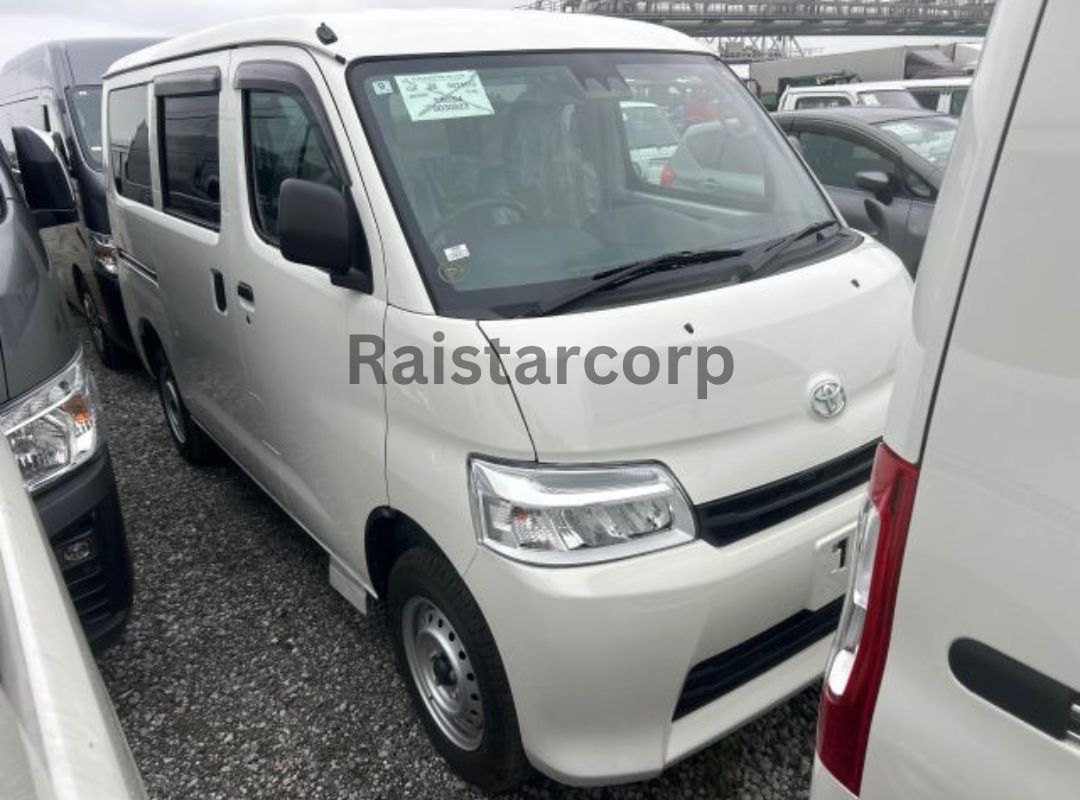 TOYOTA TOWNACE GL CARGO 2025