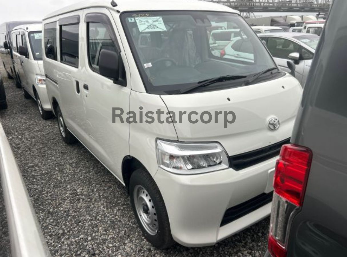 TOYOTA TOWNACE GL CARGO VAN 2025