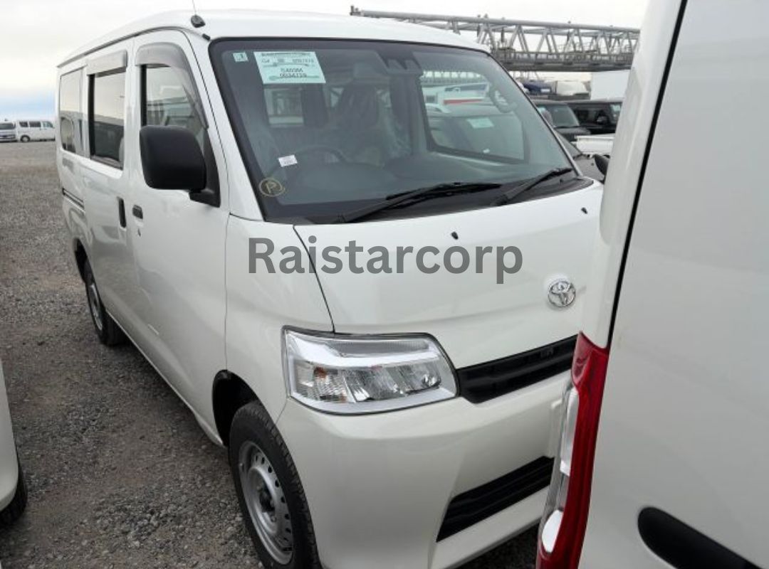 TOYOTA TOWNACE GL CARGO VAN 2026