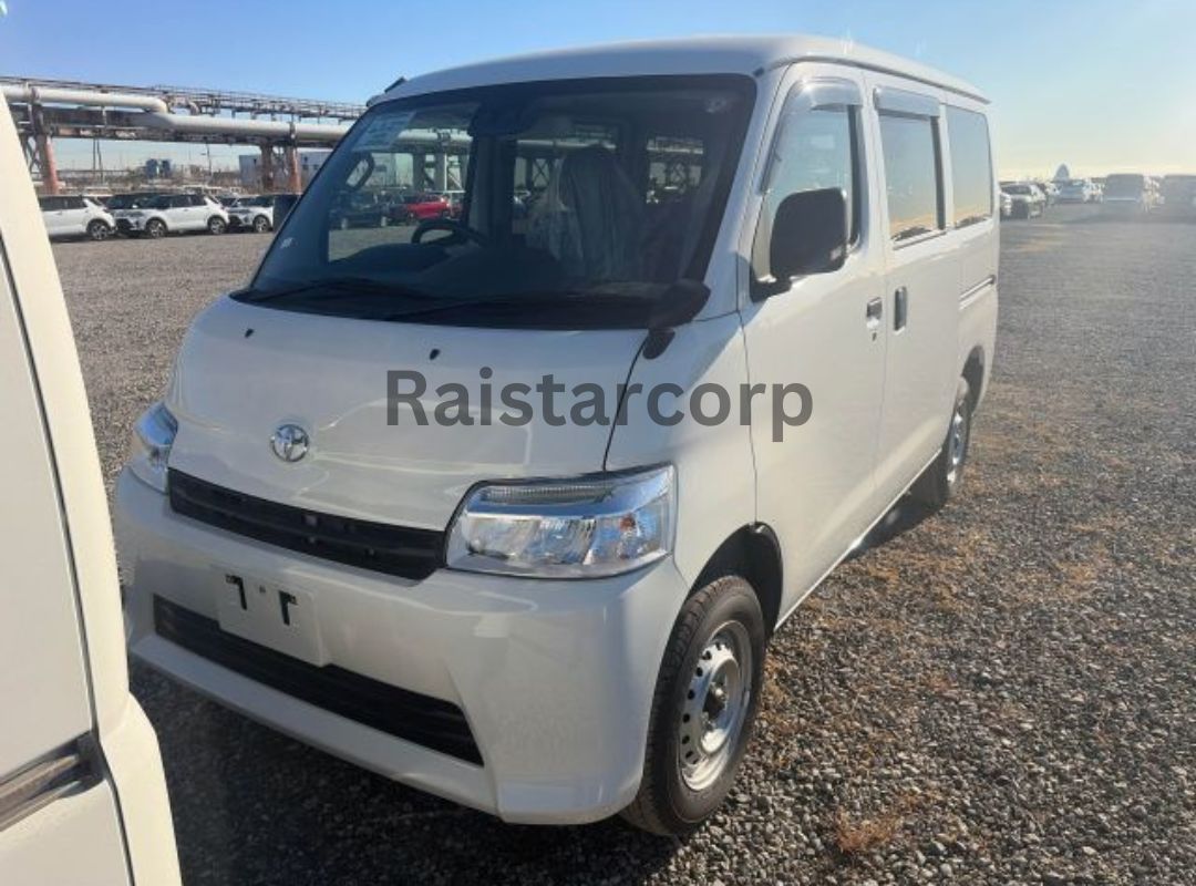 TOYOTA TOWNACE GL CARGO VAN 2026