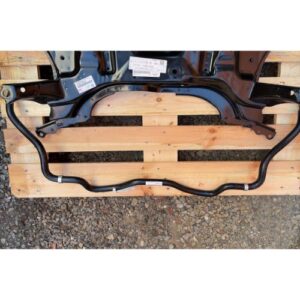 GENUINE TOYOTA CROSSMEMBER SUB-ASSY 51201-52160 GENUINE TOYOTA CROSSMEMBER SUB-ASSY 51201-52160