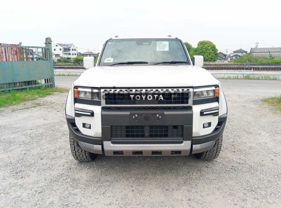 TOYOTA LAND CRUISER 250VX 2025