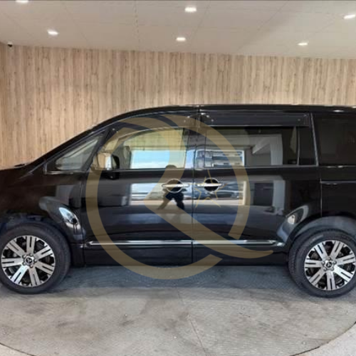 MITSUBISHI DELICA D:5 P - Image 3