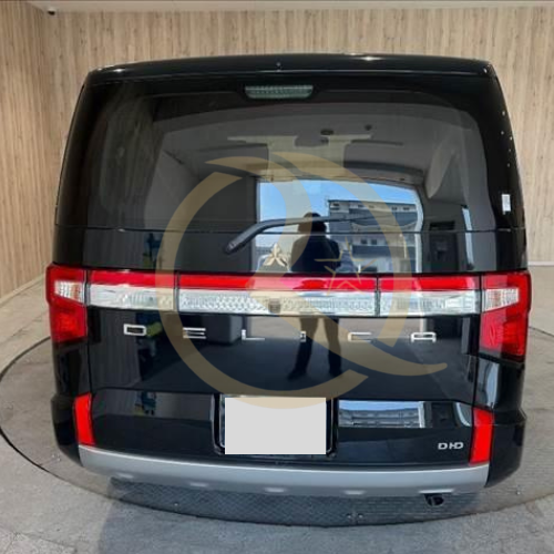 MITSUBISHI DELICA D:5 P - Image 4