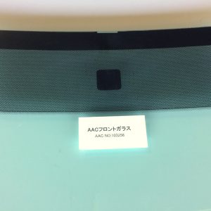 Toyota Corolla Front Windscreen 56101-12060 (2000–2006) – Green Tint