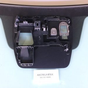 Mazda CX-3 Front Windscreen D10M-63-900A (2014 onward) – Green Tint, Rain Sensor, Camera Type