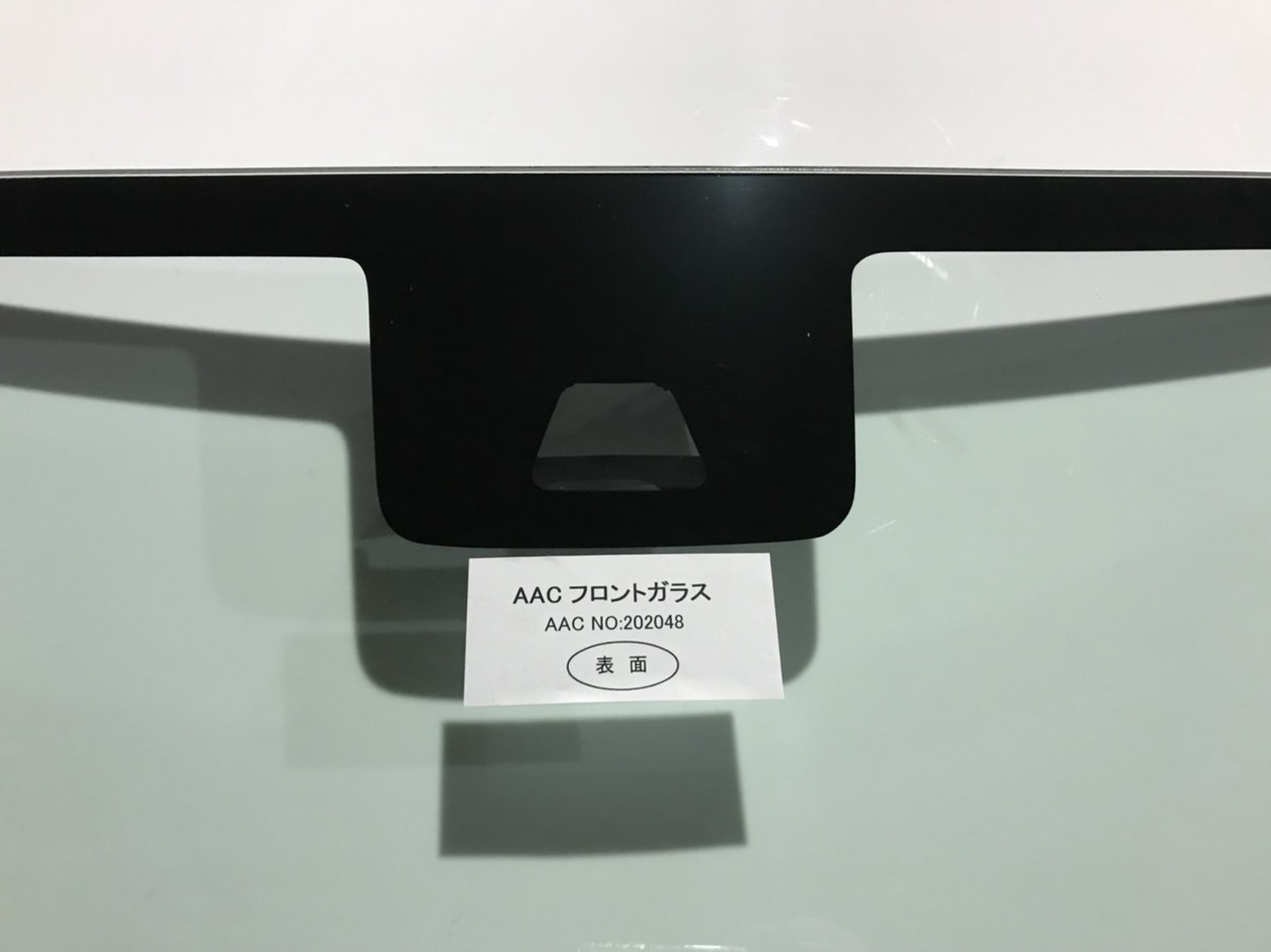 Daihatsu Move Canbus Front Windscreen 56101-B2270 (2016–2022) – Green Tint, Camera Type
