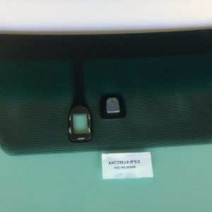 Toyota Alphard / Vellfire Front Windscreen 56101-58959 (2008–2015) – Green Tint, Green Shade Band, Rain Sensor