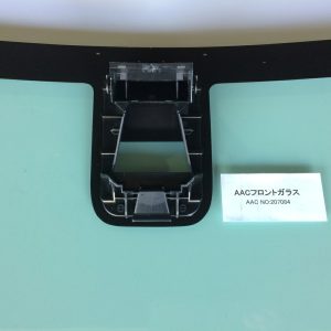Mitsubishi eK Space Front Windscreen 6102B253 / 6102B367 / 6102B638 / 72613-6A01K / 72613-6A01G / 72613-6A01L (2014–2020) – Green Tint, Camera Type