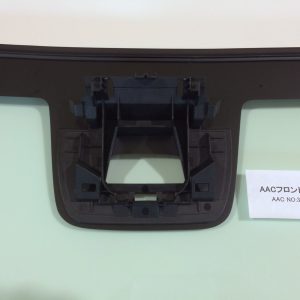 Suzuki Every Wagon Front Windscreen 84510-64P50 / 1A26-63-901 / 72613-4A01D / MQ509189 (2015 onward) – Green Tint, Camera Type